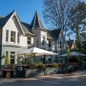 *** Inn The Pavilion Arms United Kingdom